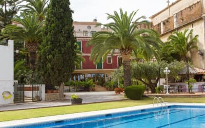 Antiga hotel que admite mascotas en la Costa Dorada