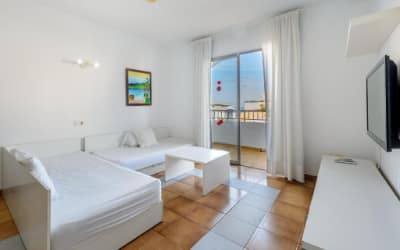 San Antonio Beach apartamentos que admiten mascotas en Ibiza