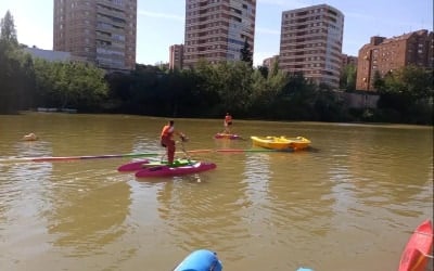 Tour en bicicleta acuática por el río Pisuerga