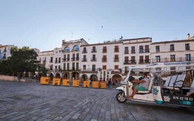 Tour en tuk tuk por Cáceres