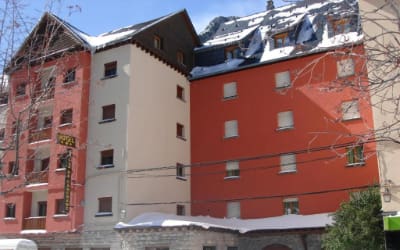 Villa de Canfranc hotel que admite perros en Estación de Canfranc - Pirineo Aragonés