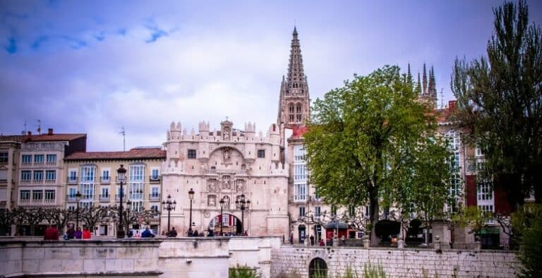 Apartamentos que admiten mascotas en Burgos