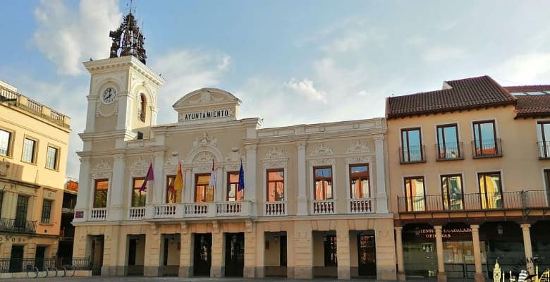 Apartamentos y hoteles que admiten mascotas en Guadalajara