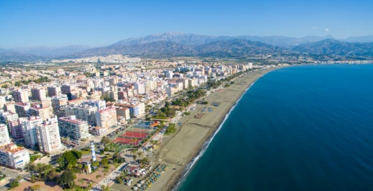 Apartamentos y hoteles que aceptan mascotas en Torre del Mar